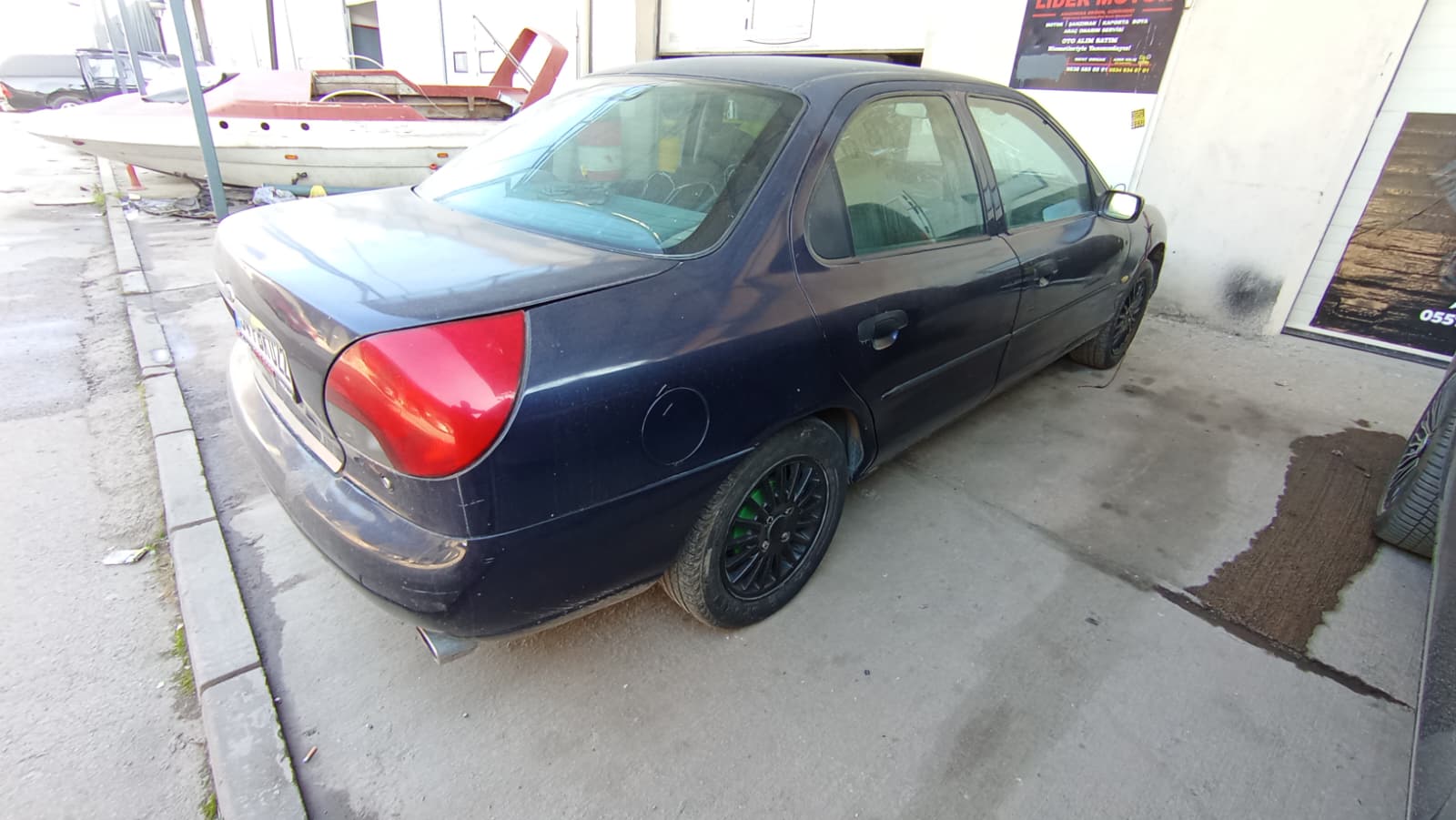 FORD MONDEO 1997 OTOMATİK TEMİZ BİNİCİ ARACI