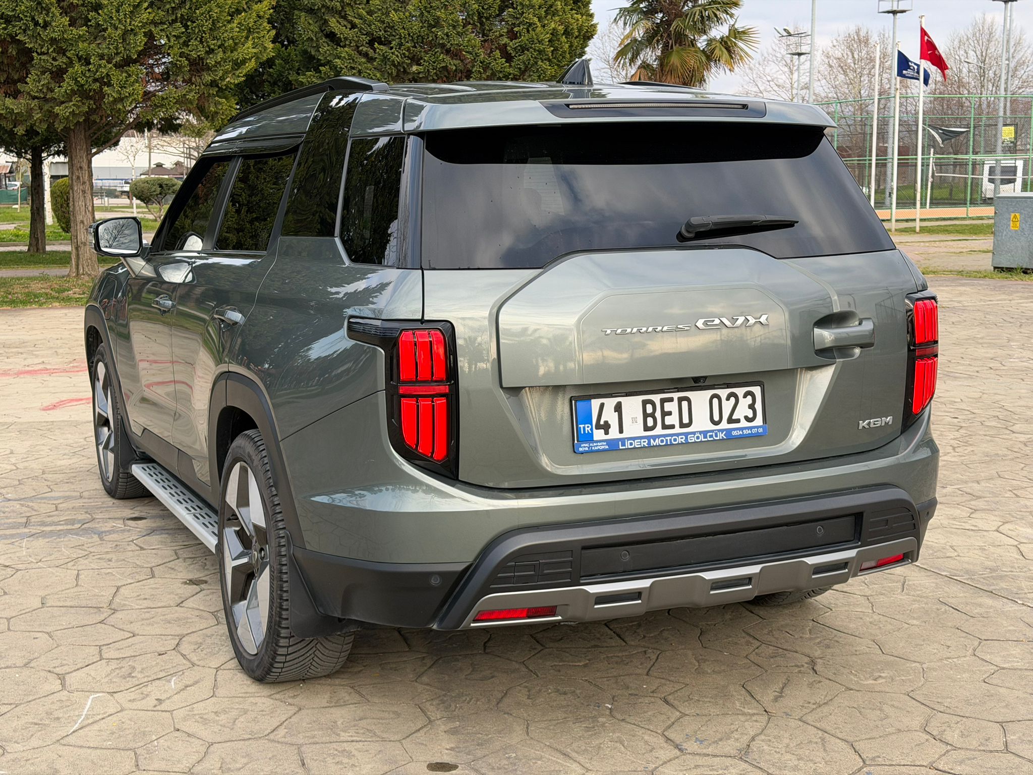 2024 KGM Torres EVX 27.000KM 2 Parça Lokal Boya Hatasız Ayarında