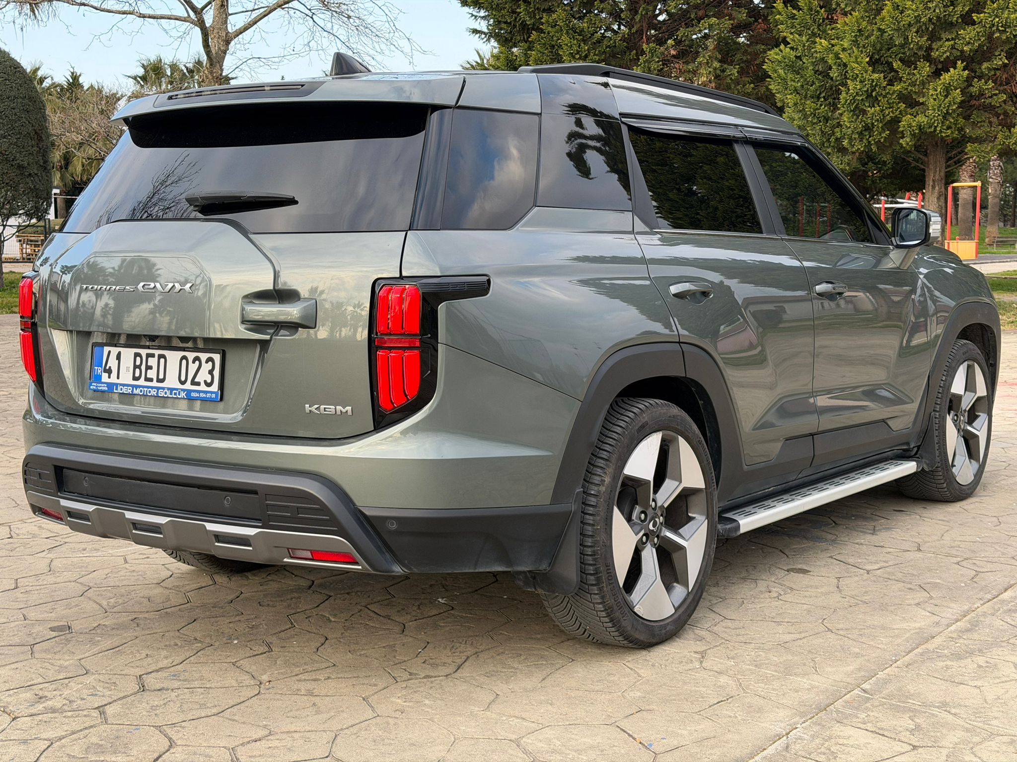 2024 KGM Torres EVX 27.000KM 2 Parça Lokal Boya Hatasız Ayarında