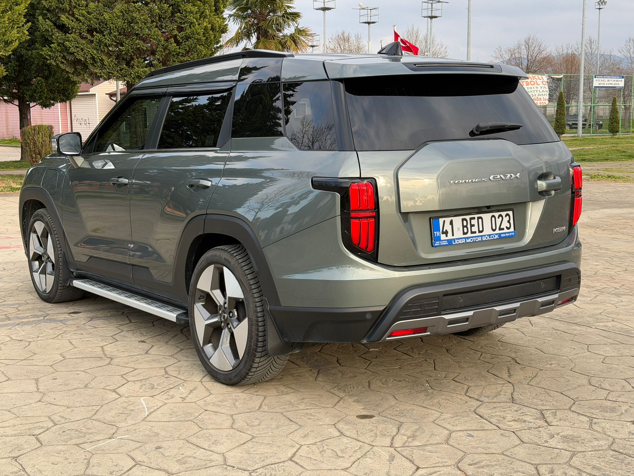 2024 KGM Torres EVX 27.000KM 2 Parça Lokal Boya Hatasız Ayarında